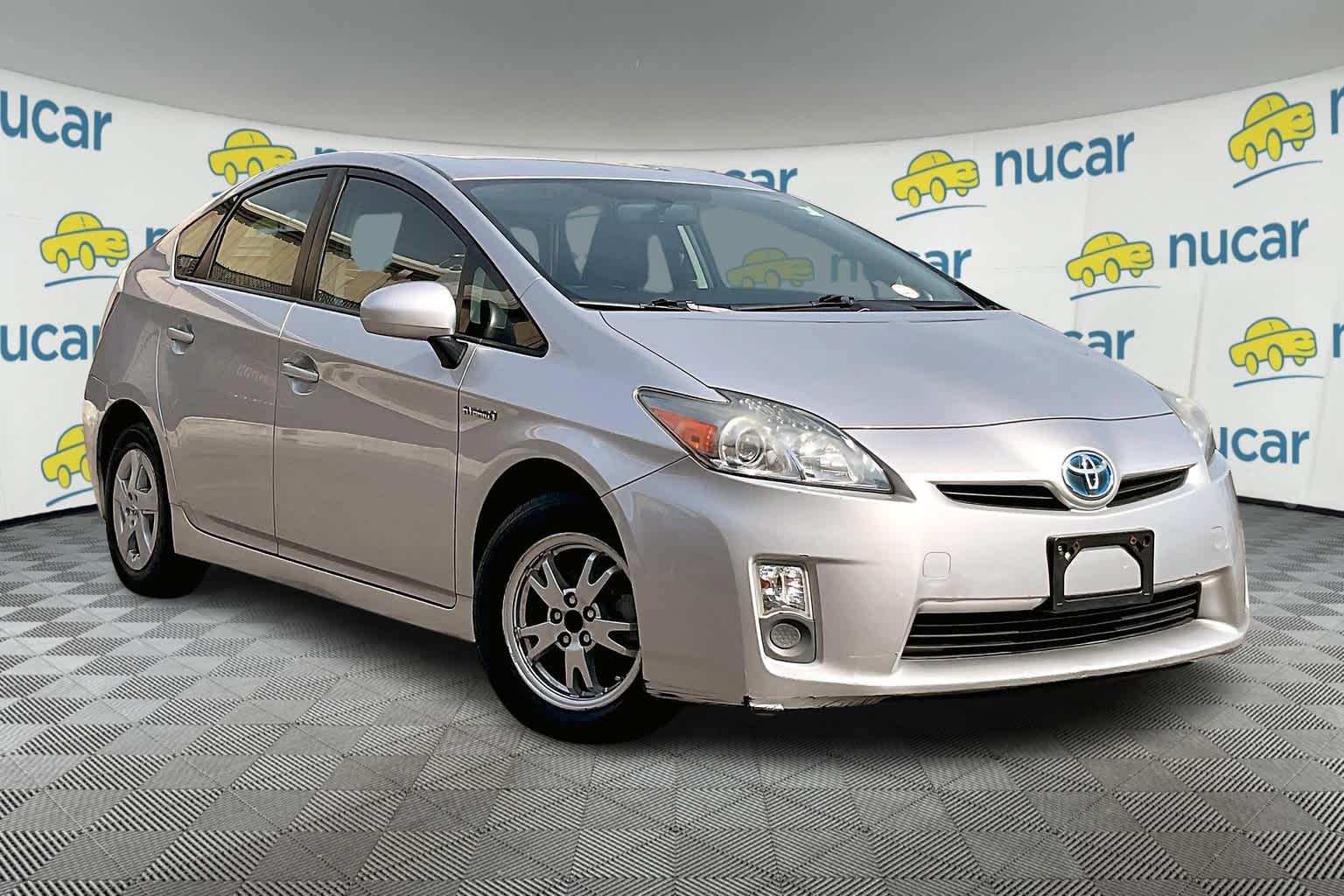 2010 Toyota Prius III - Photo 1