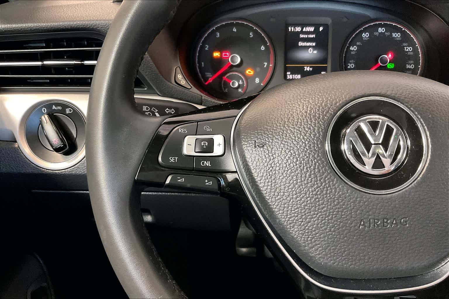 2021 Volkswagen Passat 2.0T SE - Photo 23