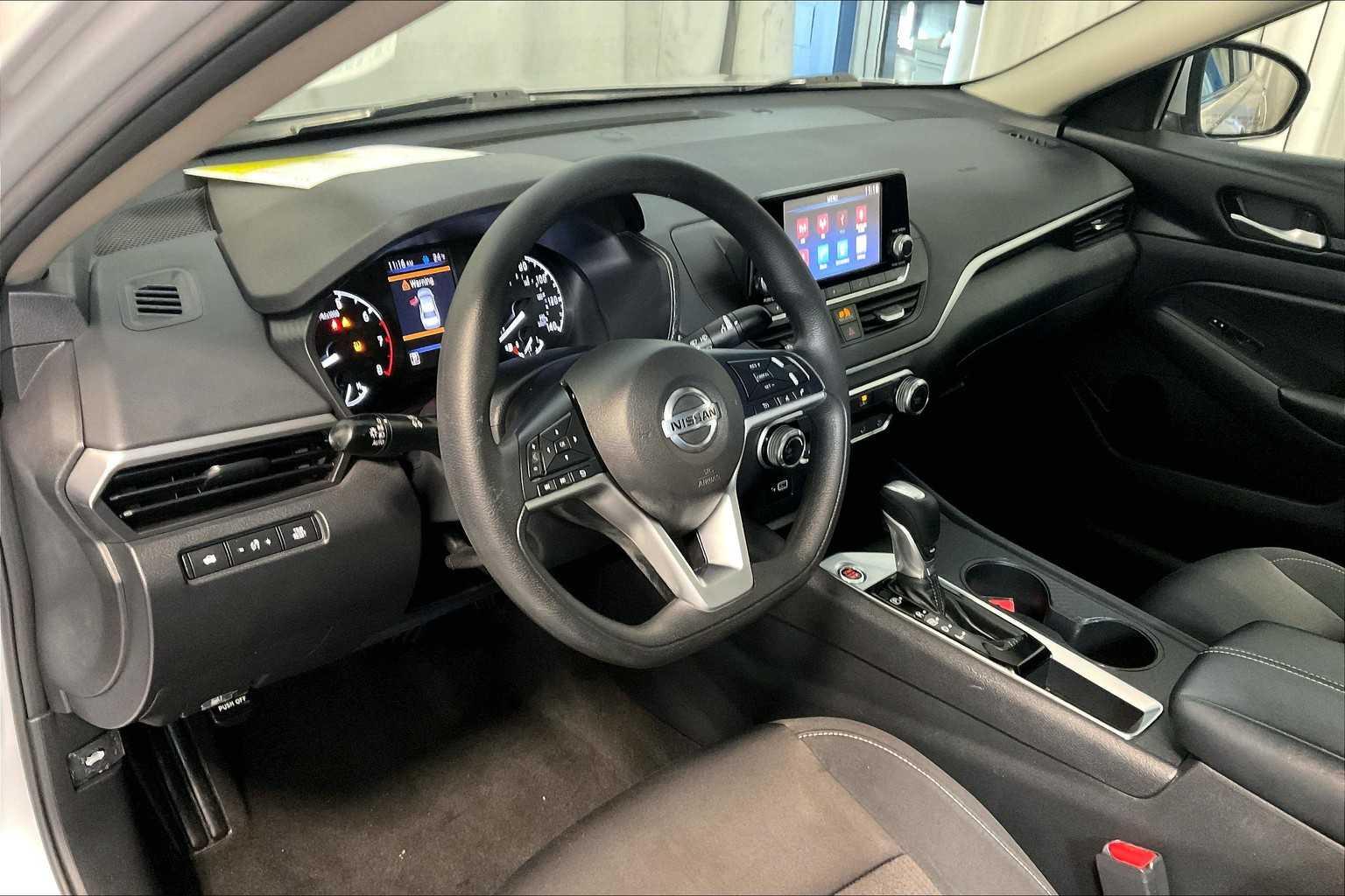 2021 Nissan Altima 2.5 S - Photo 8