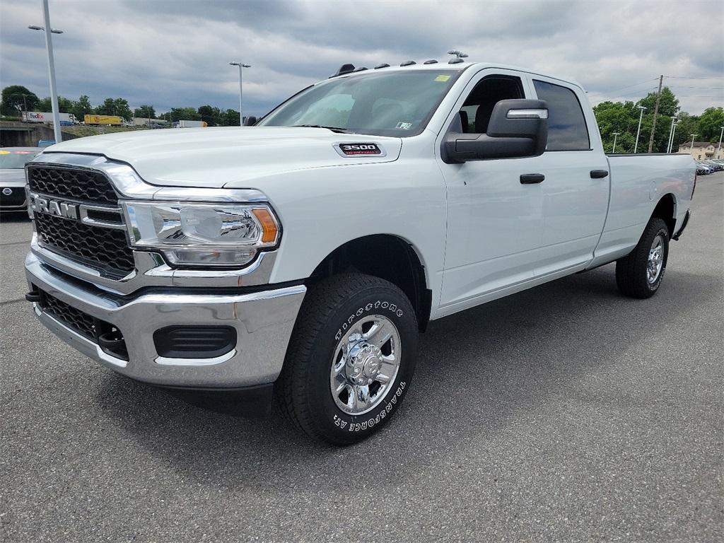 2024 Ram 3500 Tradesman - Photo 2