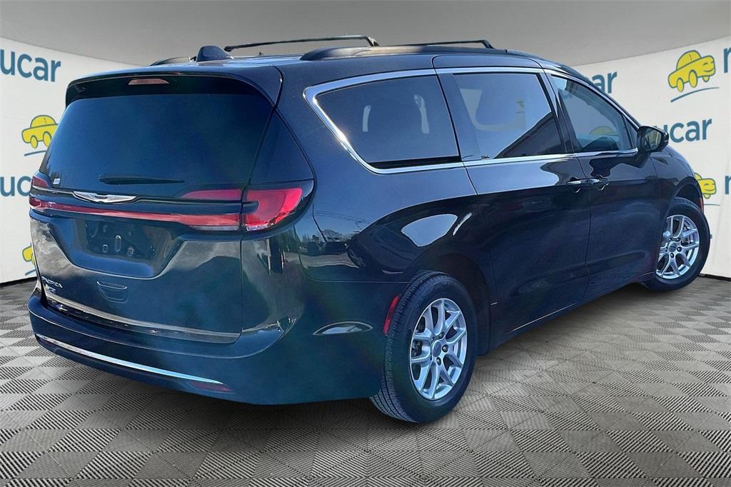 2022 Chrysler Pacifica Touring L - Photo 5