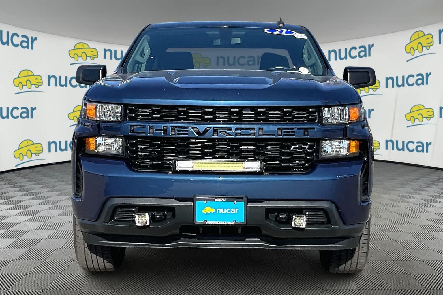 2021 Chevrolet Silverado 1500 Custom 4WD Crew Cab 147 - Photo 2