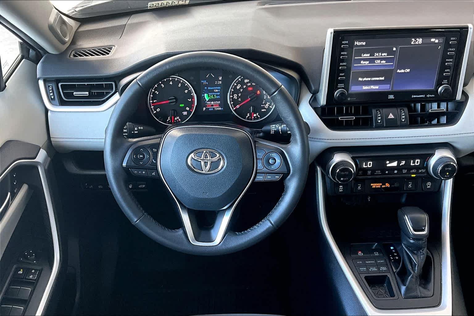 2021 Toyota RAV4 XLE Premium - Photo 17