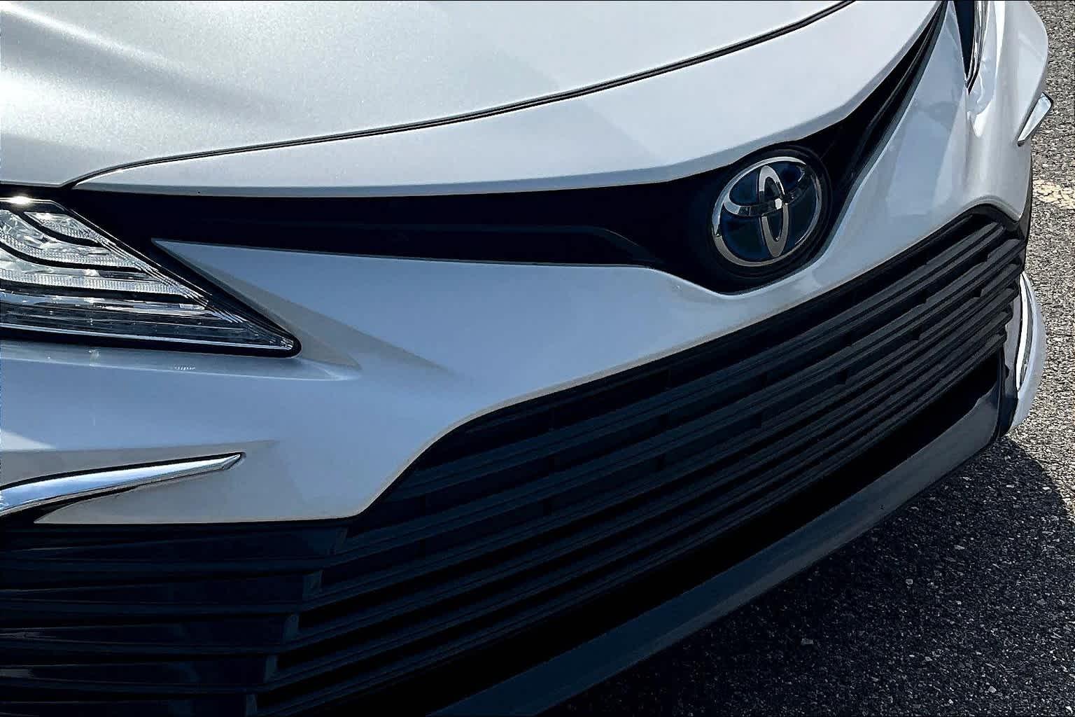 2023 Toyota Camry Hybrid XLE - Photo 31