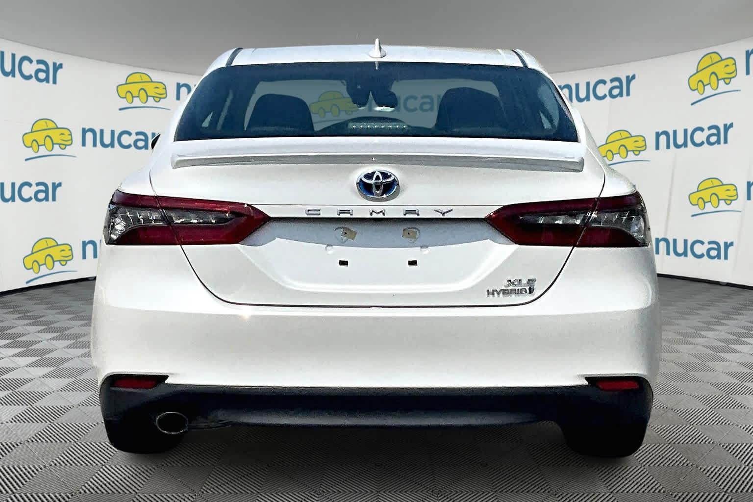 2023 Toyota Camry Hybrid XLE - Photo 5