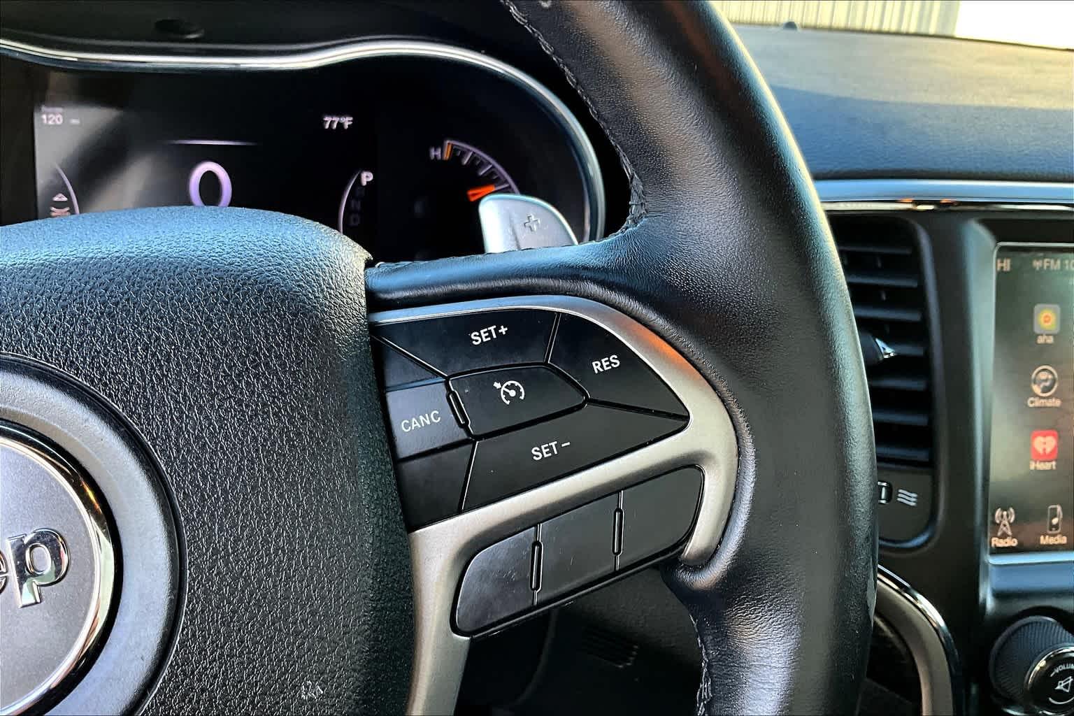 2017 Jeep Grand Cherokee Altitude - Photo 23