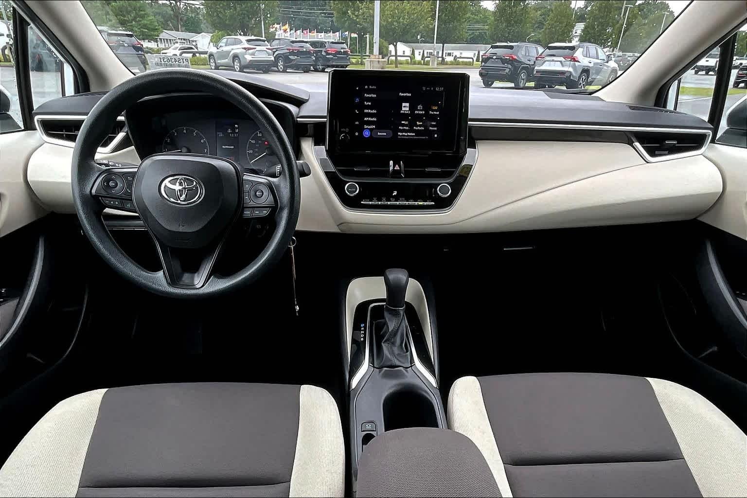 2023 Toyota Corolla LE - Photo 21