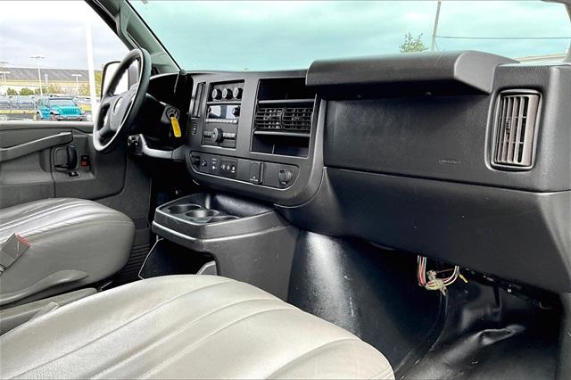 2019 Chevrolet Express 2500 Work Van - Photo 13