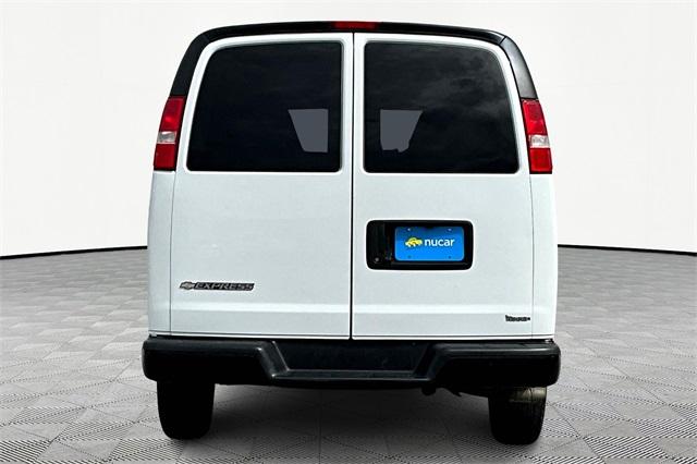 2019 Chevrolet Express 2500 Work Van - Photo 5