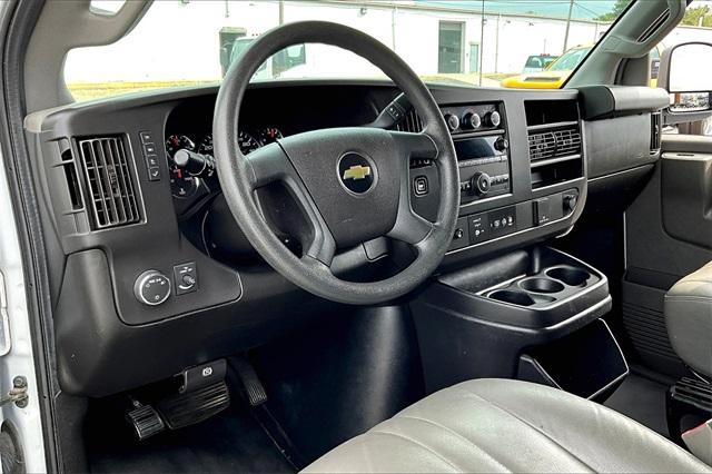 2019 Chevrolet Express 2500 Work Van - Photo 8