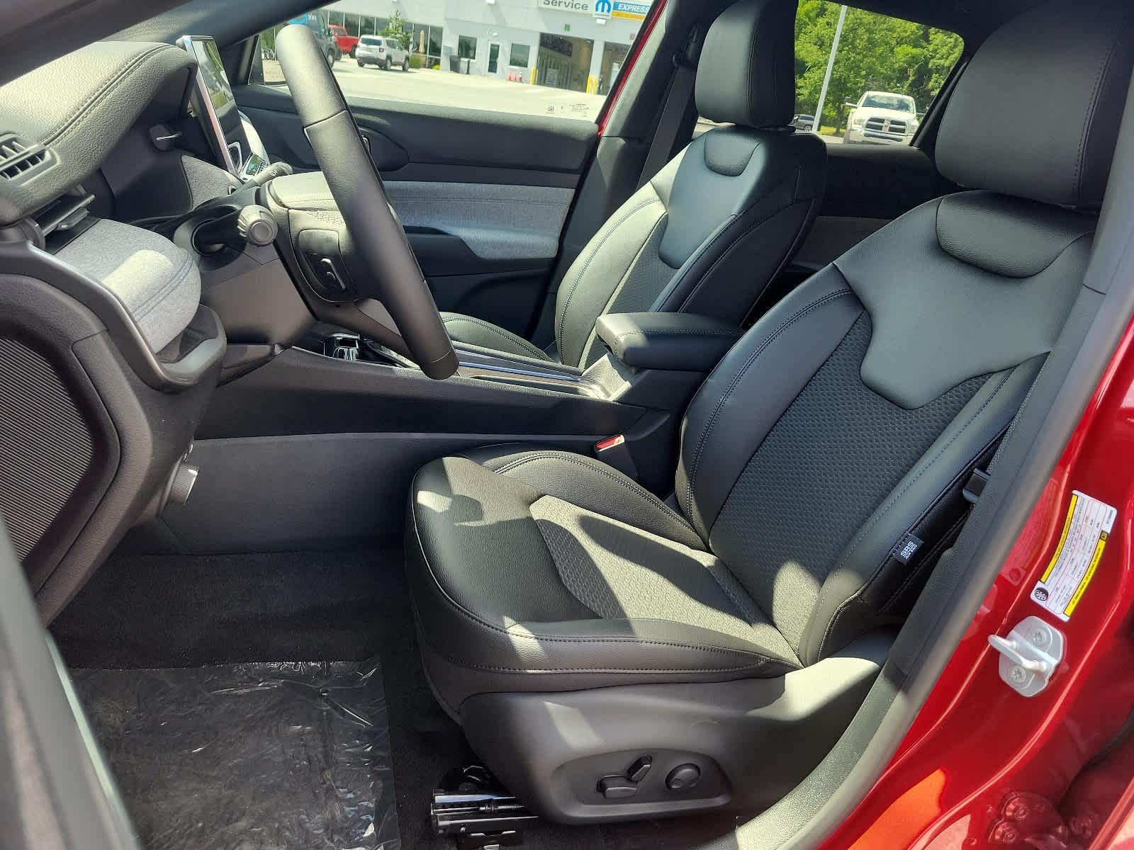 2024 Jeep Compass Latitude - Photo 9