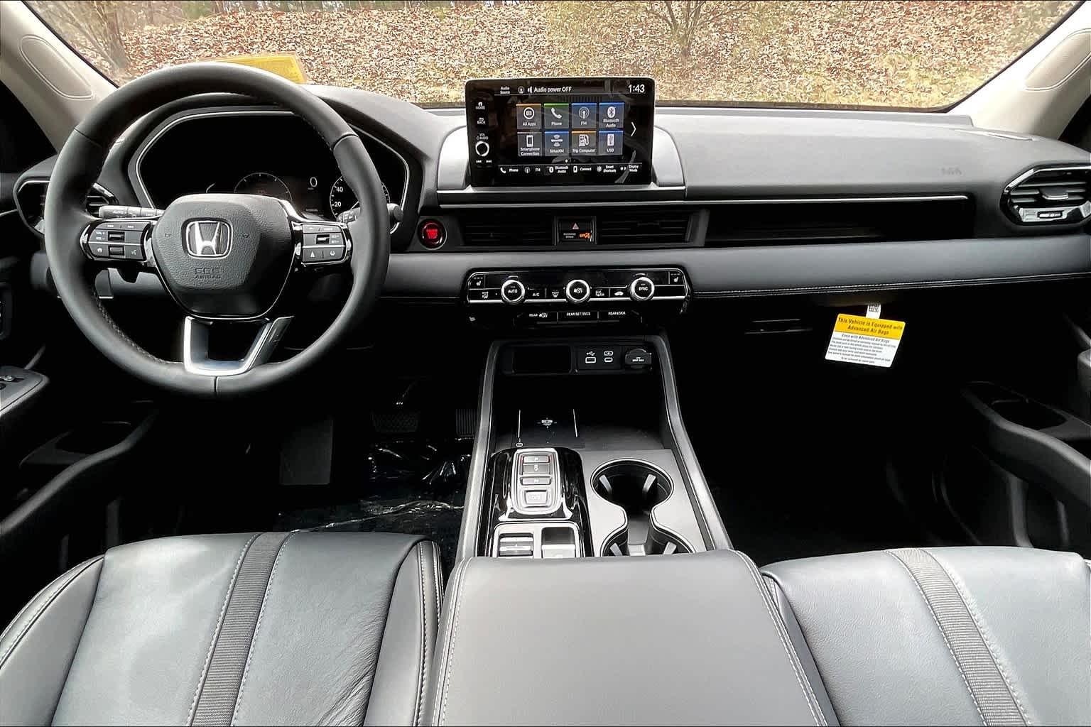 2025 Honda Pilot EX-L - Photo 11