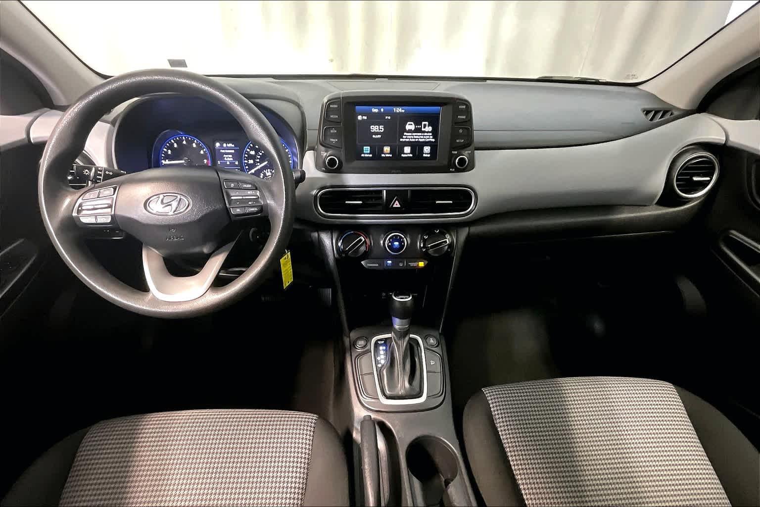 2020 Hyundai Kona SE - Photo 22