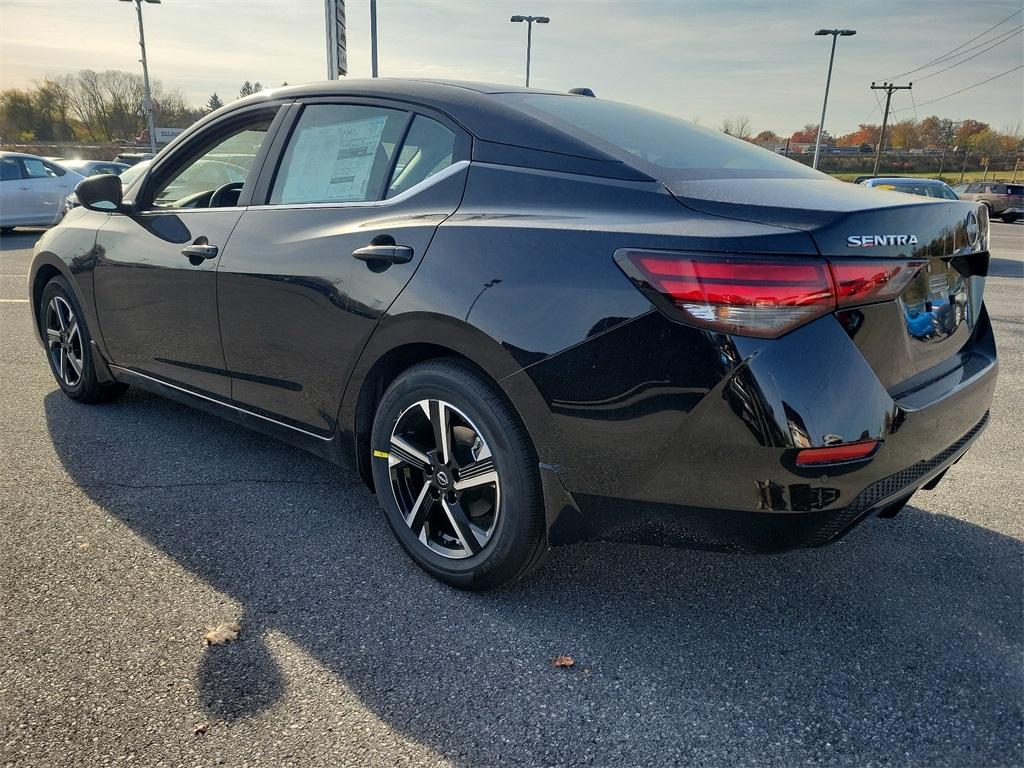 2025 Nissan Sentra SV - Photo 3