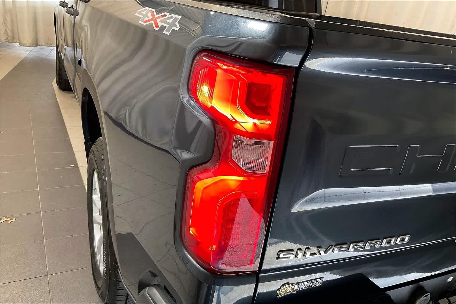 2019 Chevrolet Silverado 1500 RST 4WD Double Cab 147 - Photo 33