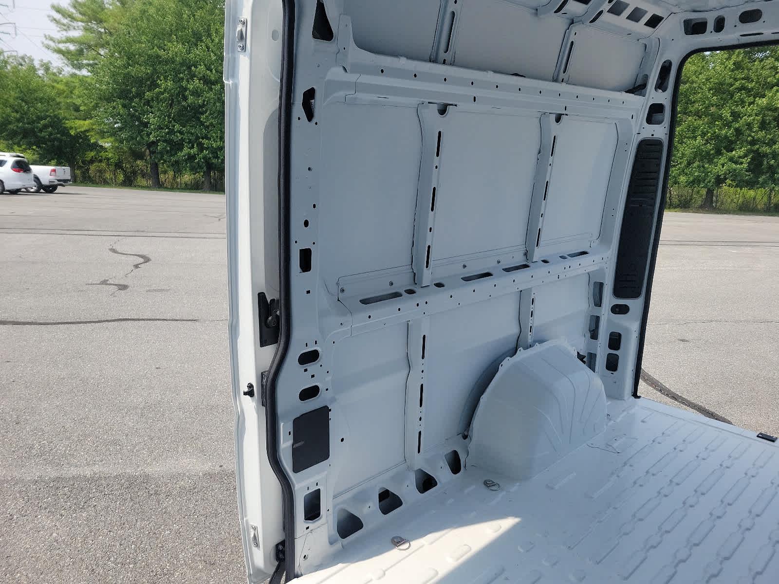 2024 Ram ProMaster Tradesman - Photo 18