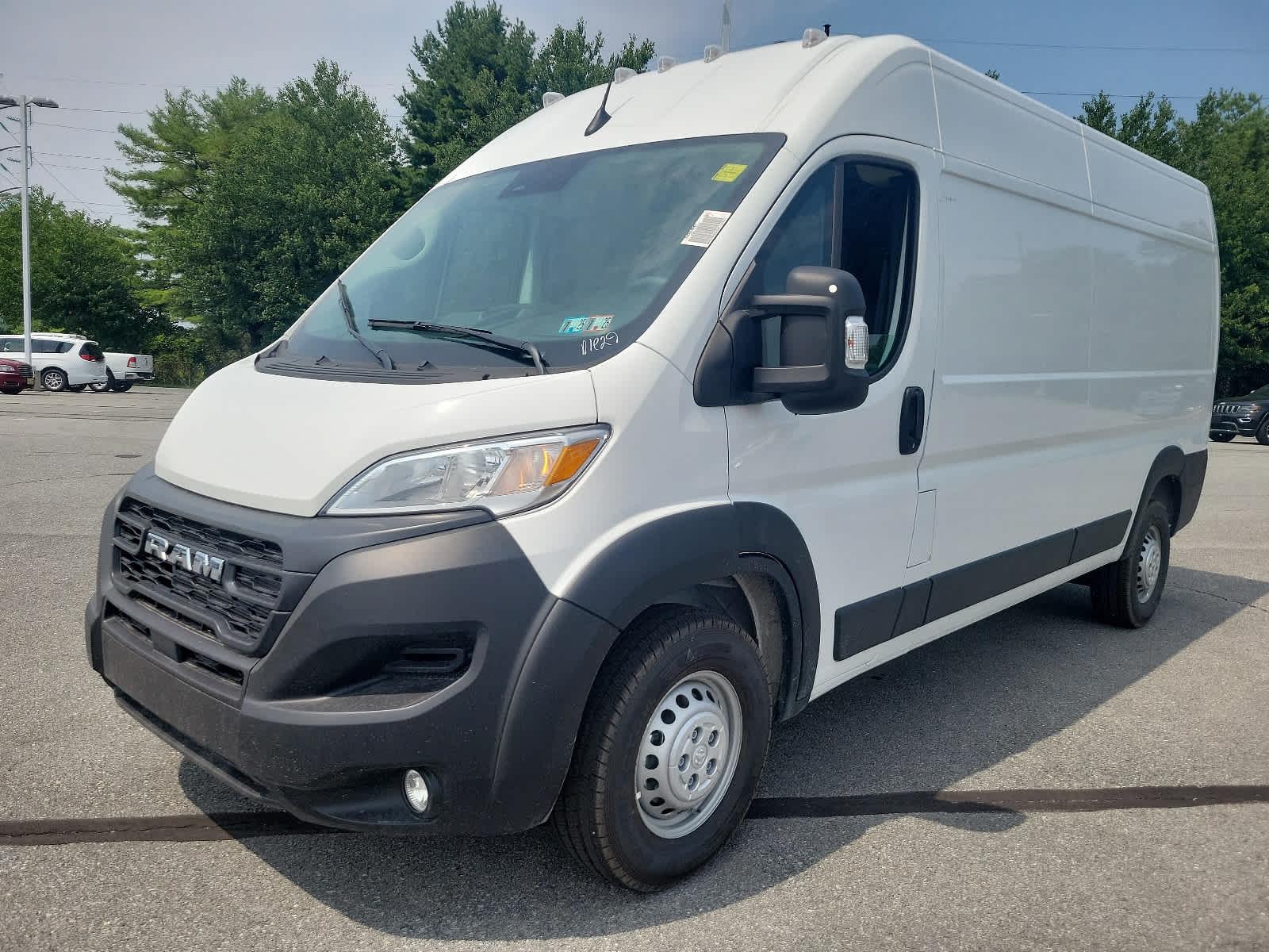 2024 Ram ProMaster Tradesman - Photo 2