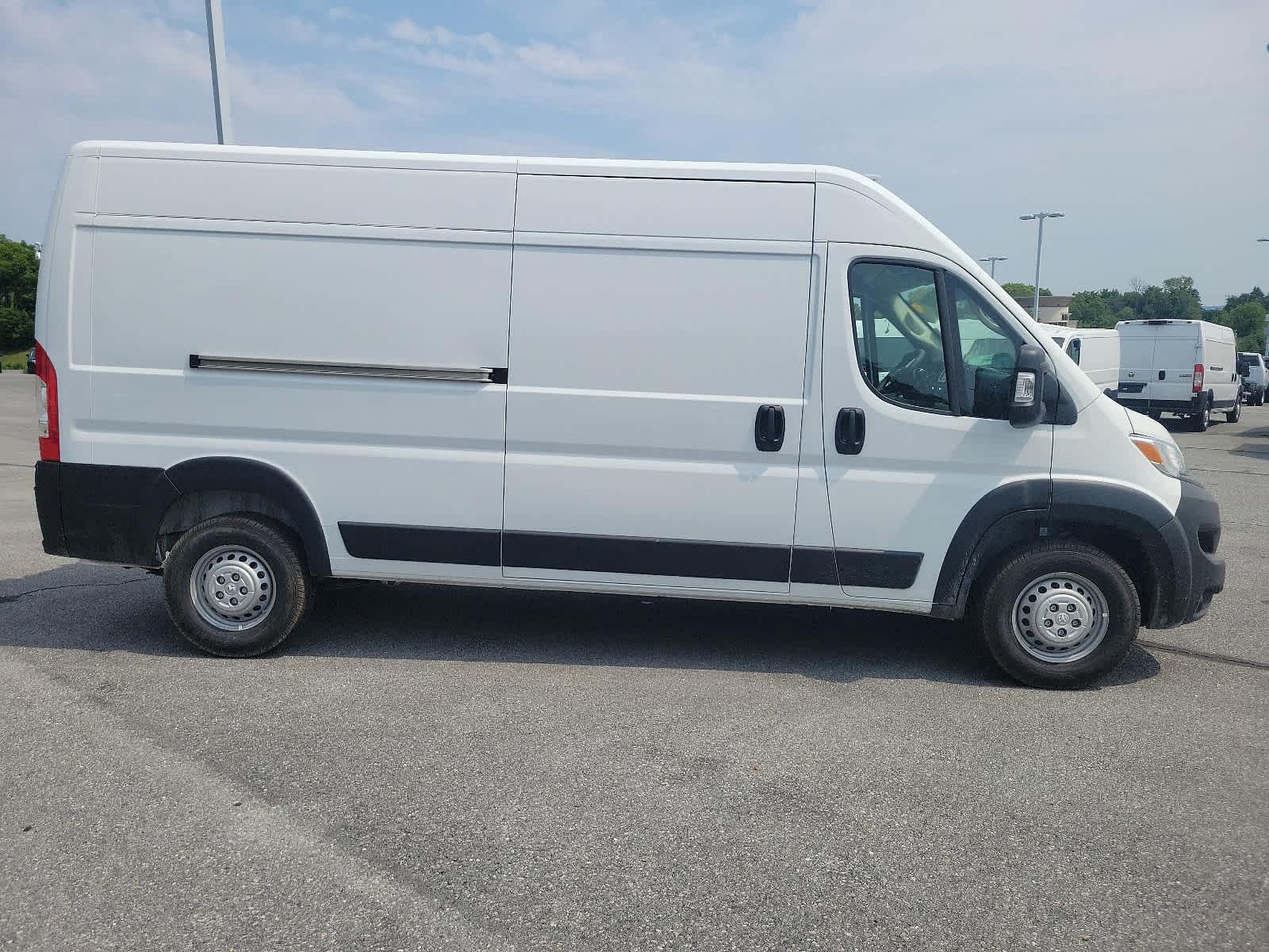 2024 Ram ProMaster 2500 High Roof - Photo 5