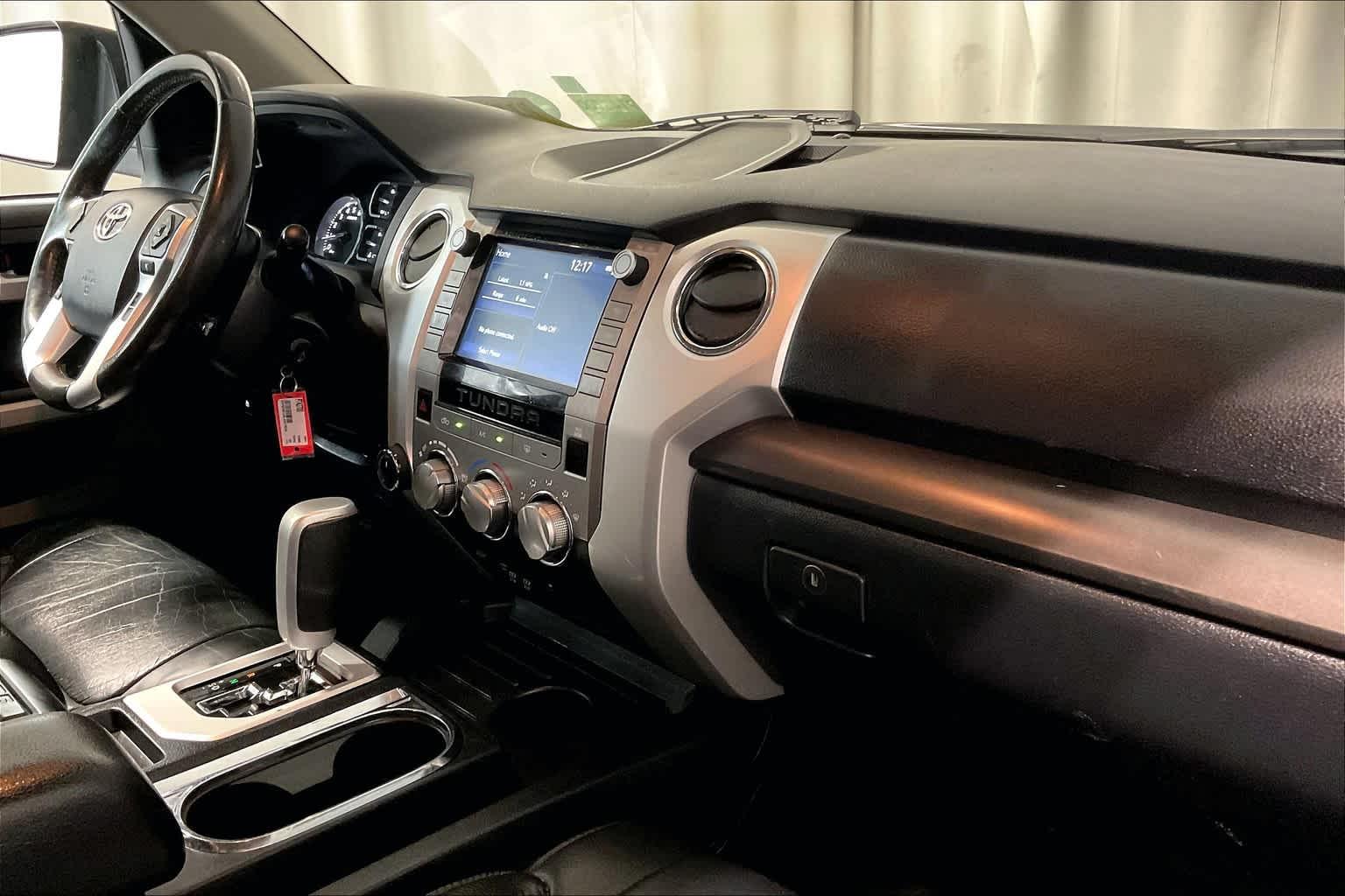 2020 Toyota Tundra SR5 CrewMax 5.5 Bed 5.7L - Photo 14