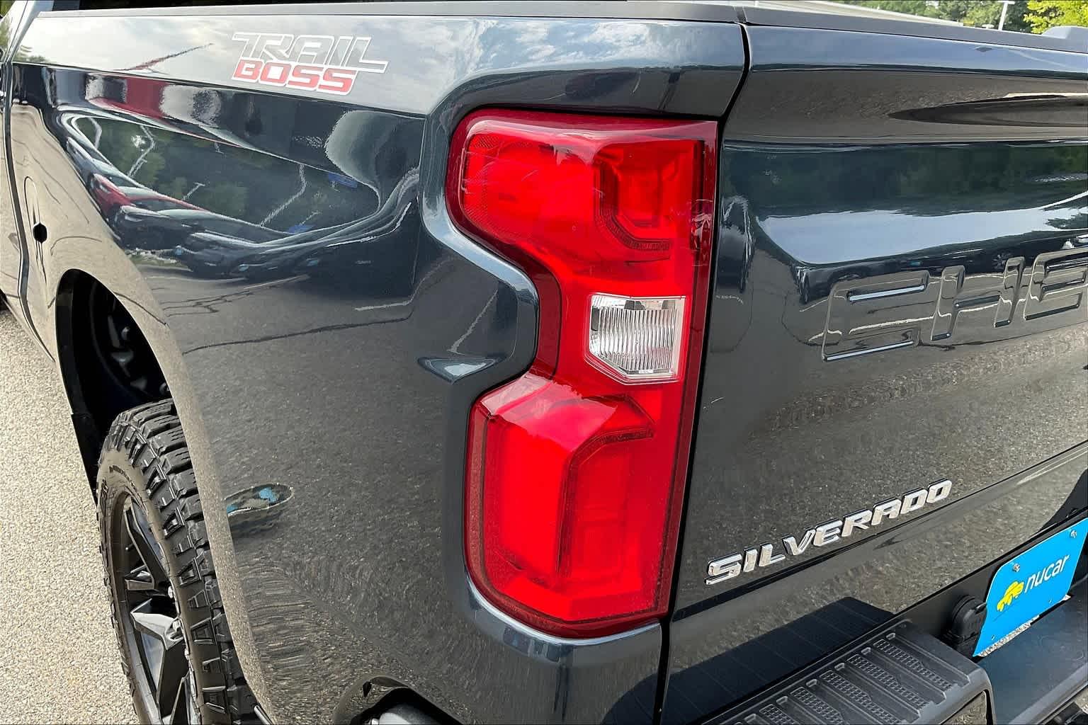 2021 Chevrolet Silverado 1500 LT Trail Boss 4WD Crew Cab 147 - Photo 32