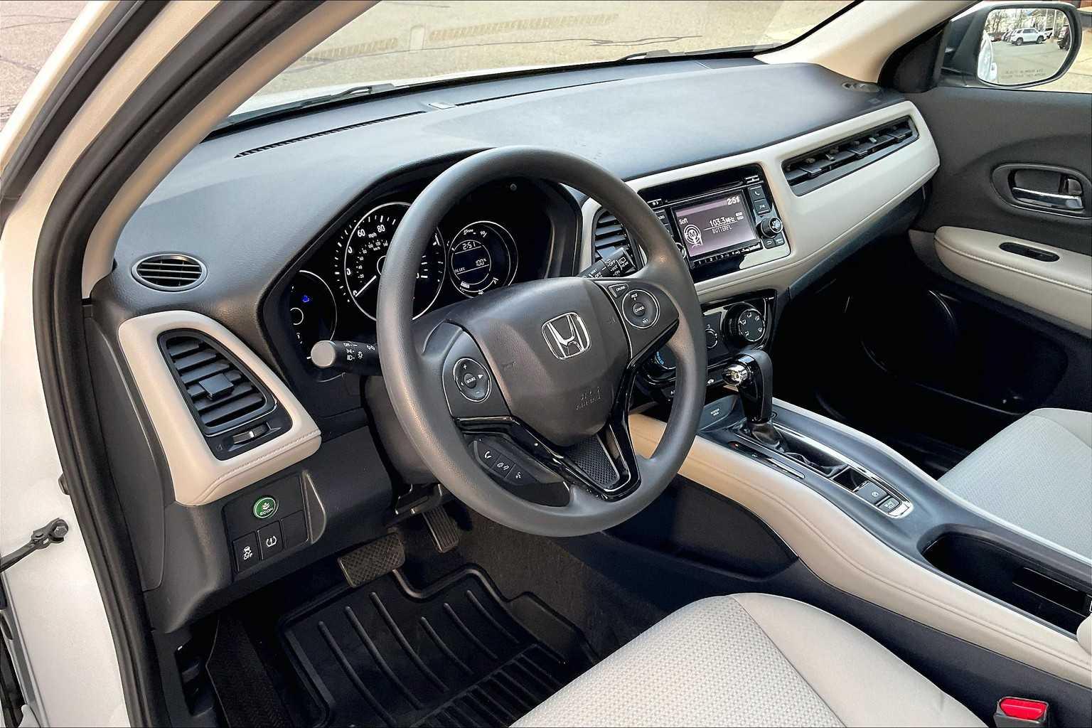 2021 Honda HR-V LX - Photo 8