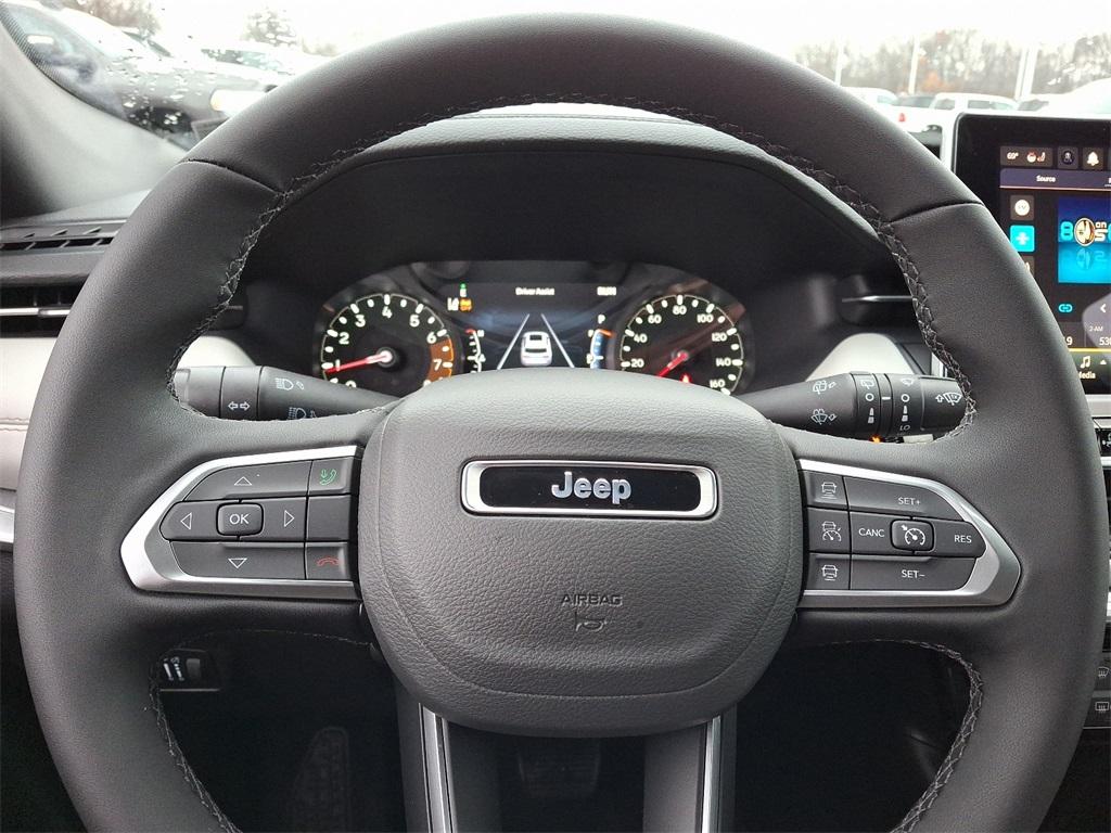 2025 Jeep Compass Limited - Photo 15