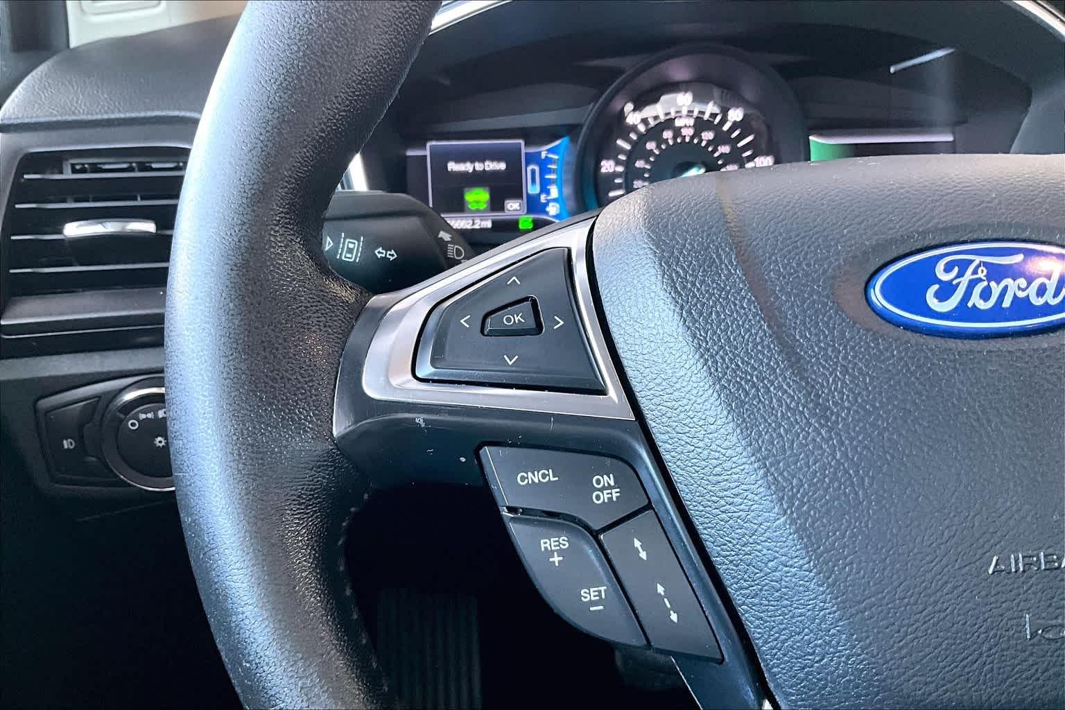 2019 Ford Fusion Hybrid Titanium - Photo 23