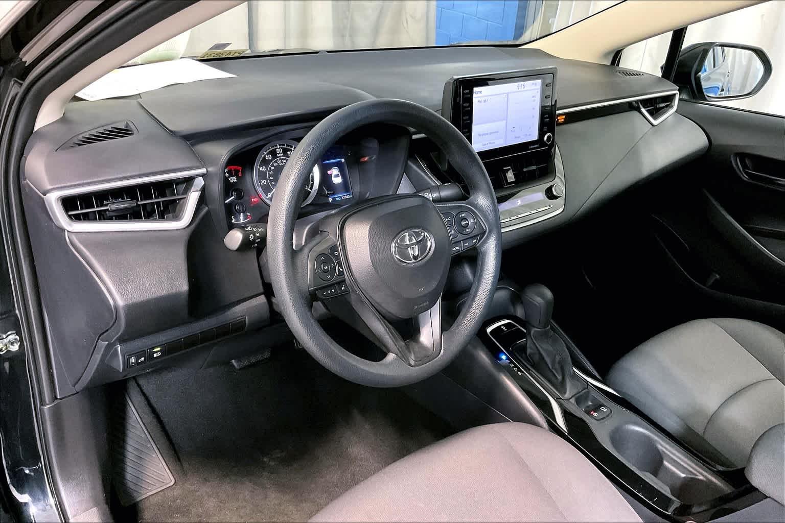 2022 Toyota Corolla LE - Photo 15