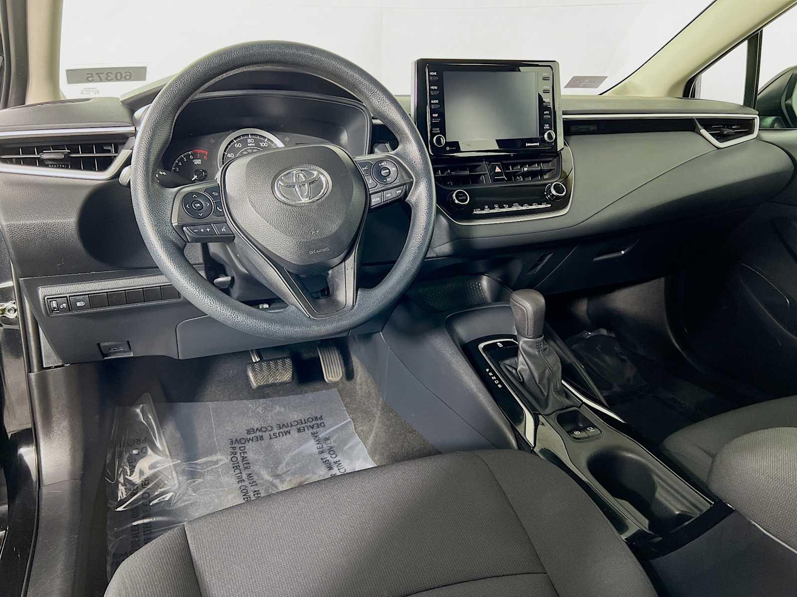 2022 Toyota Corolla LE - Photo 18