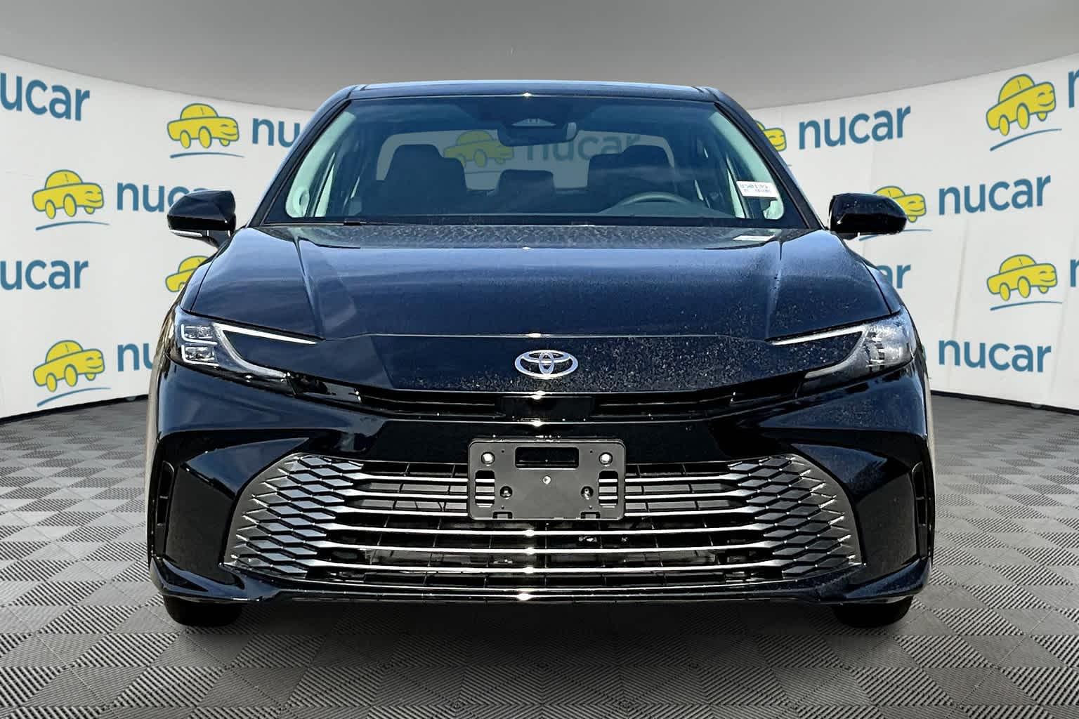 2025 Toyota Camry XLE - Photo 2