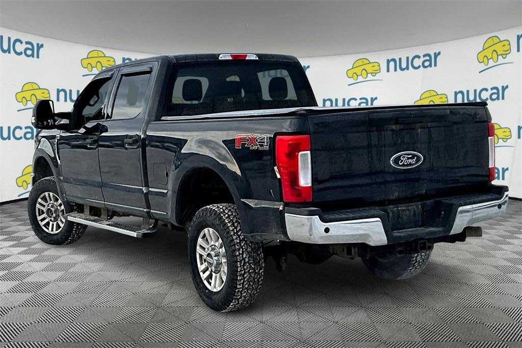 2019 Ford F-250SD XLT - Photo 4