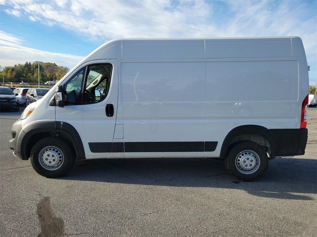 2025 Ram ProMaster 2500 High Roof - Photo 3