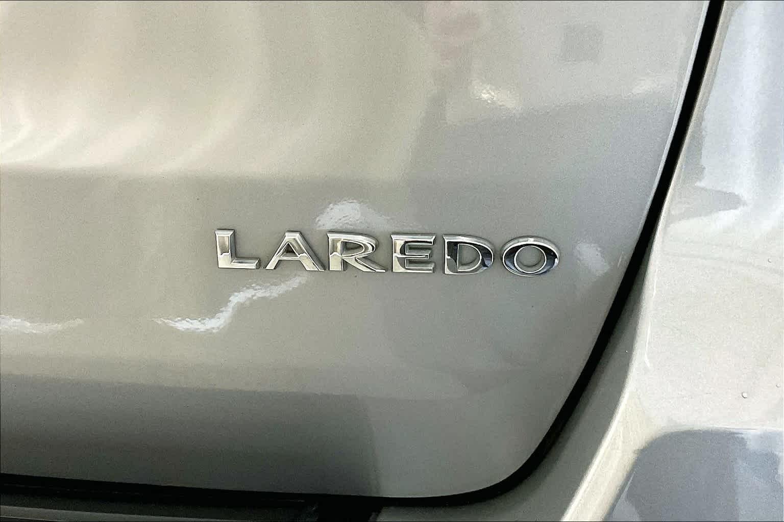 2019 Jeep Grand Cherokee Laredo - Photo 28