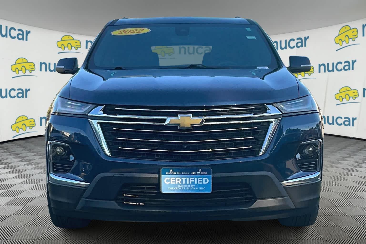 2022 Chevrolet Traverse LT Leather - Photo 2