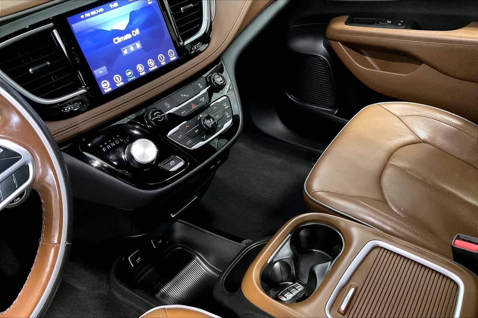 2019 Chrysler Pacifica Limited - Photo 21