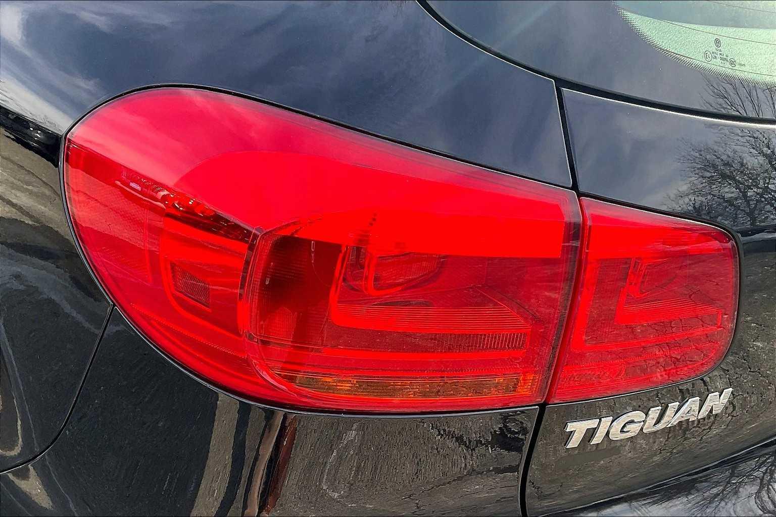 2018 Volkswagen Tiguan  - Photo 32