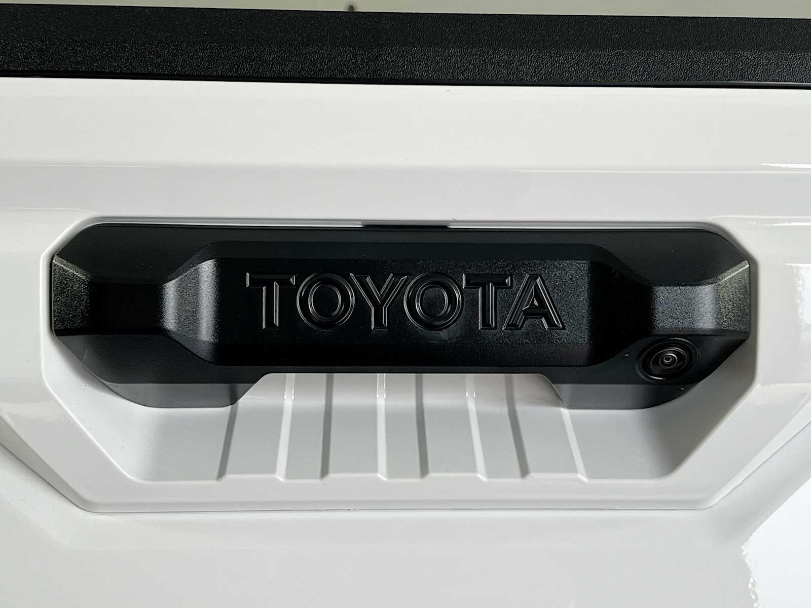 2024 Toyota Tundra SR5 CrewMax 5.5 Bed - Photo 18