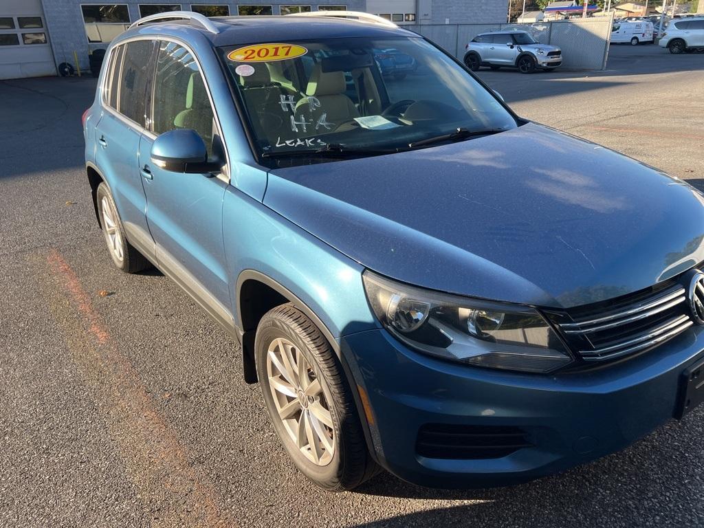 2017 Volkswagen Tiguan Wolfsburg - Photo 2