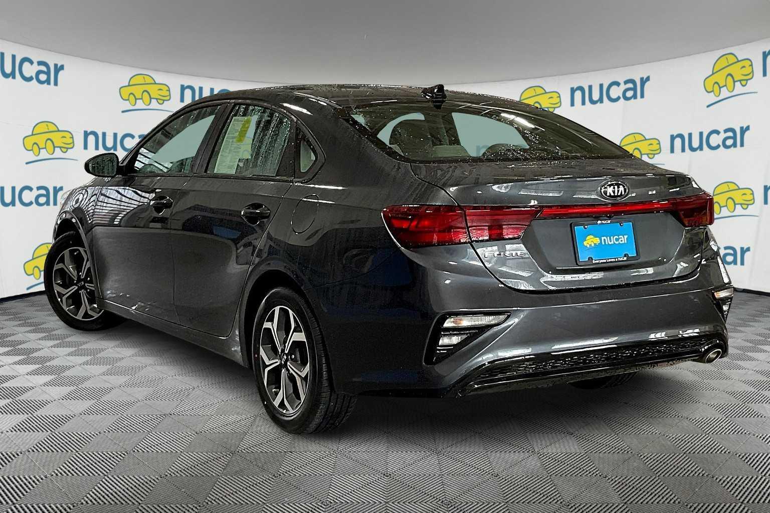 2021 Kia Forte LXS - Photo 4