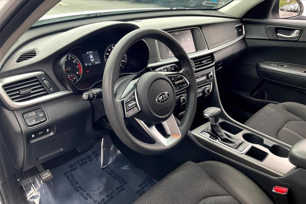 2019 Kia Optima LX - Photo 8