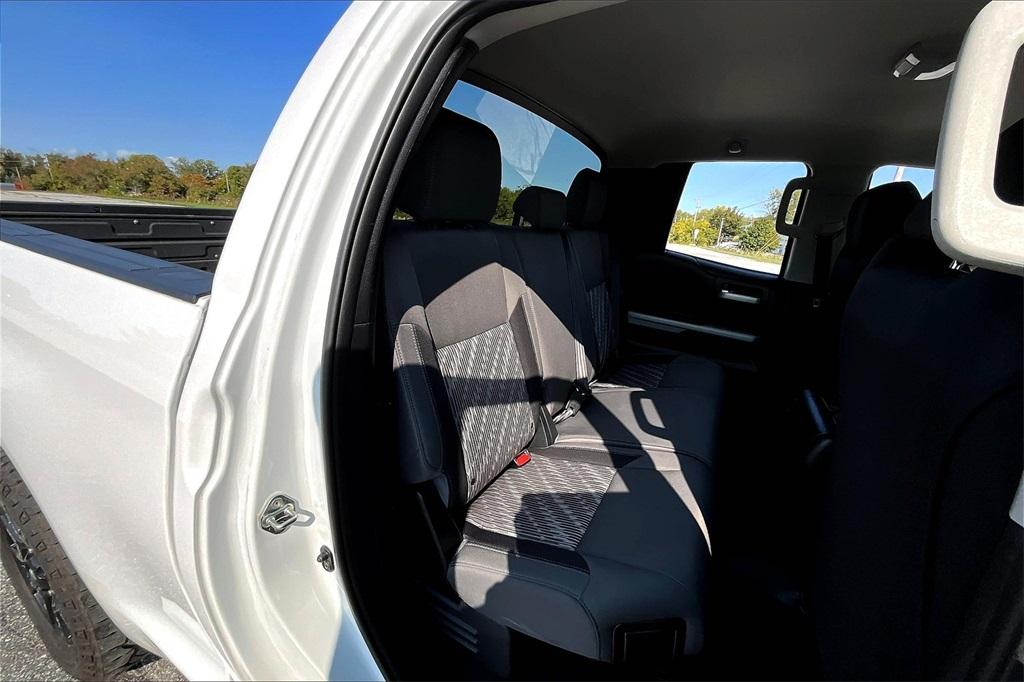 2019 Toyota Tundra SR5 - Photo 16