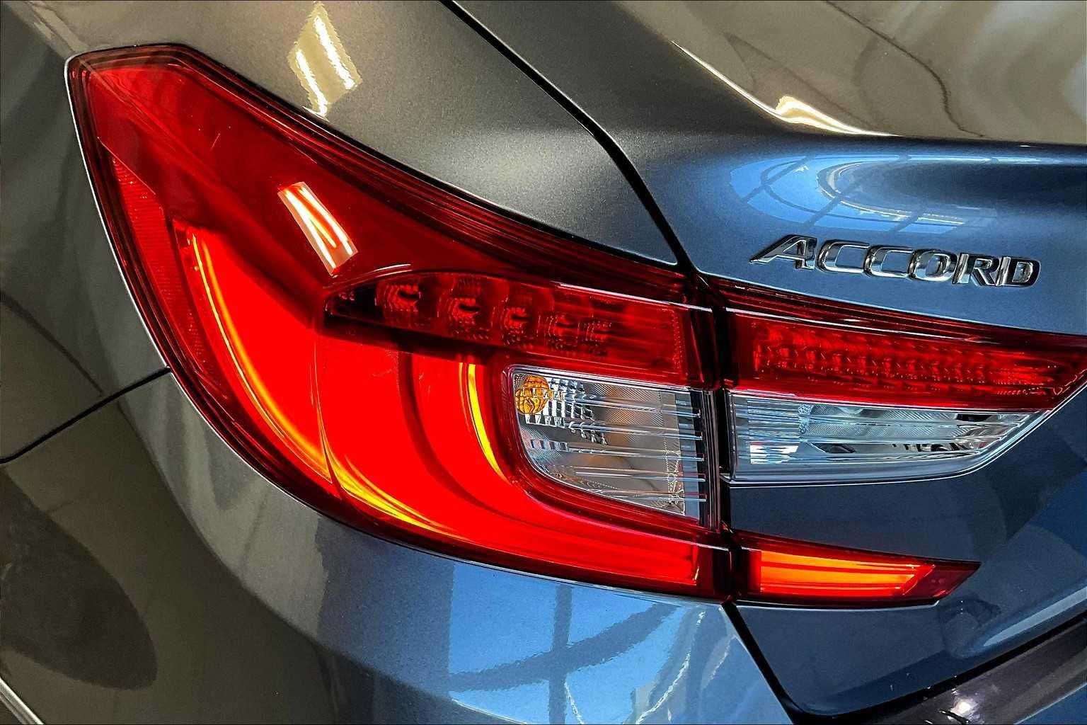 2019 Honda Accord EX-L 1.5T - Photo 31