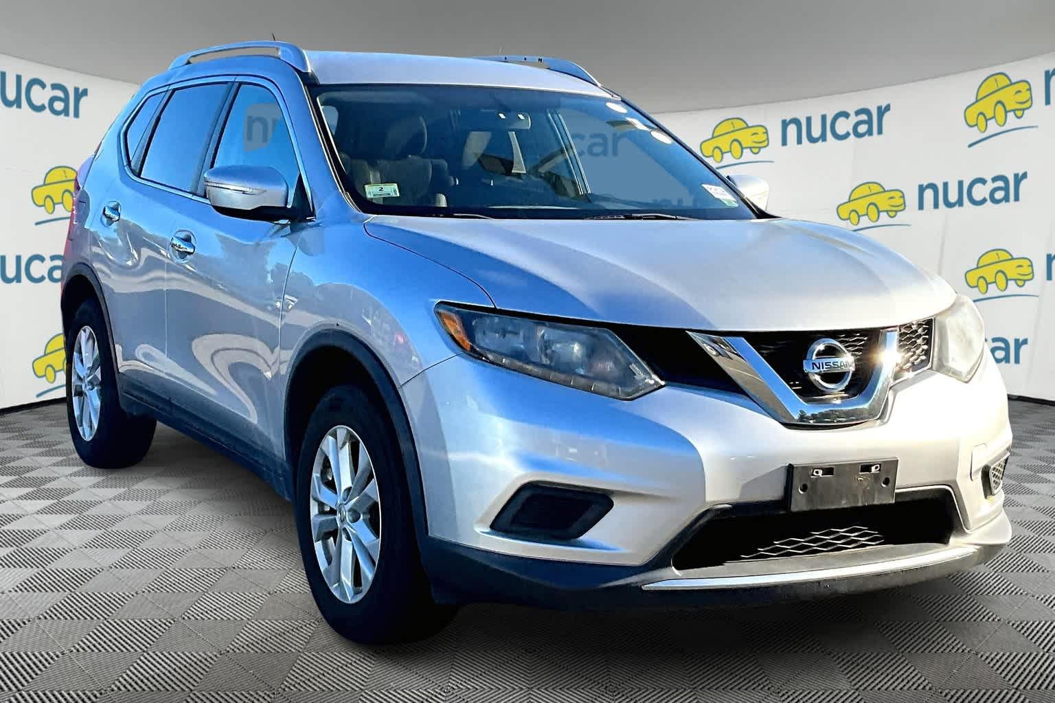 2015 Nissan Rogue SV - Photo 1