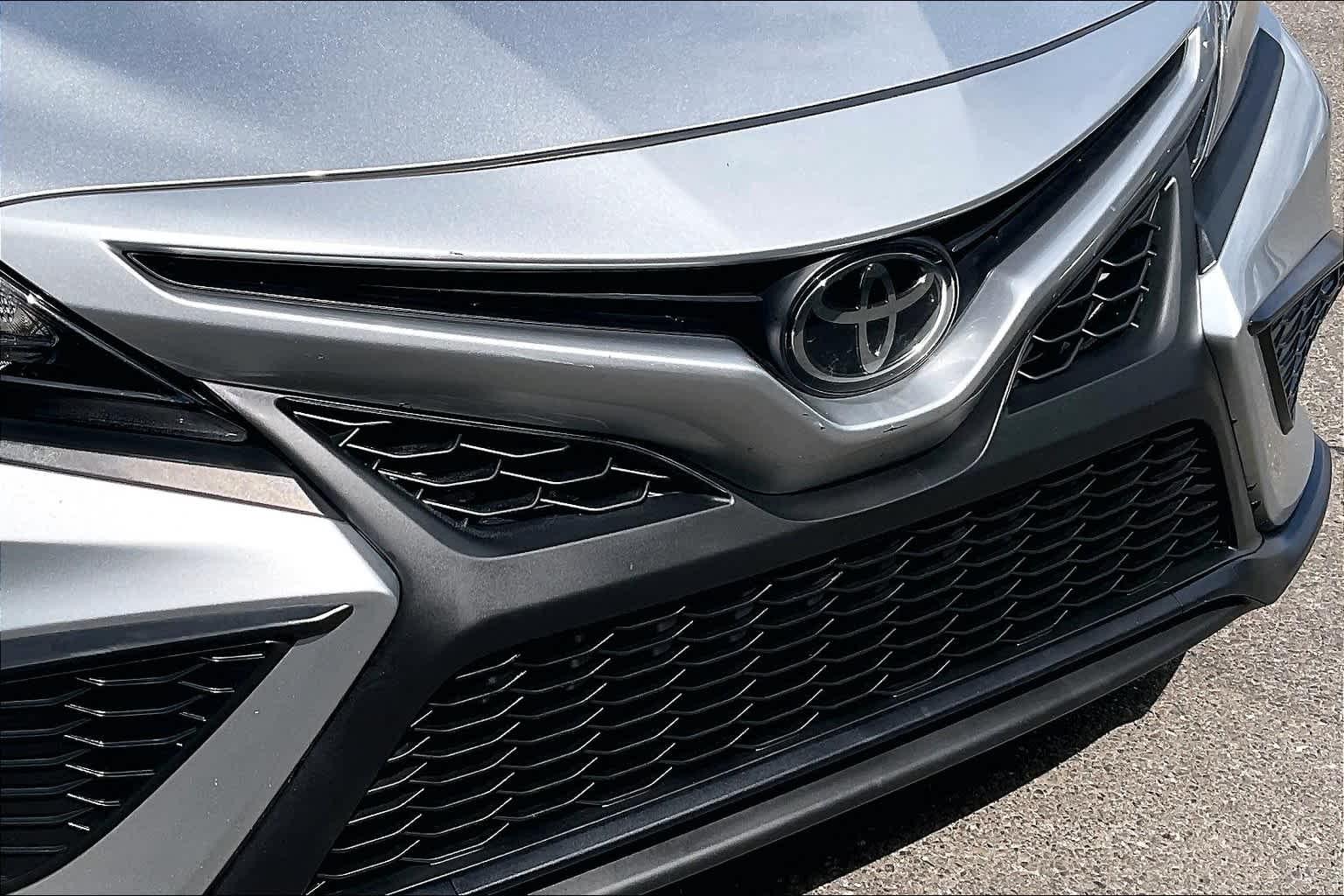 2022 Toyota Camry SE - Photo 30