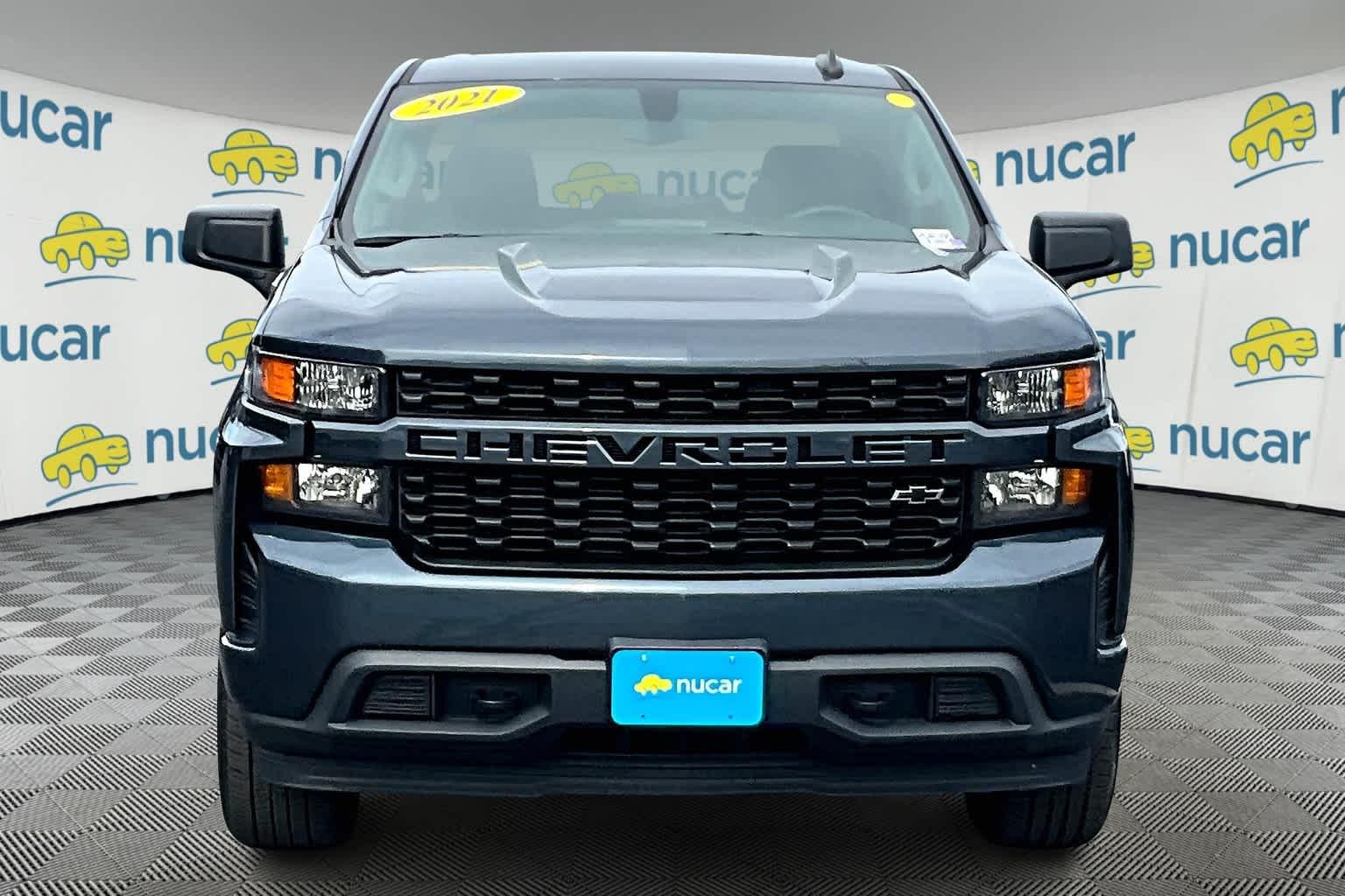 2021 Chevrolet Silverado 1500 Custom 4WD Crew Cab 147 - Photo 2