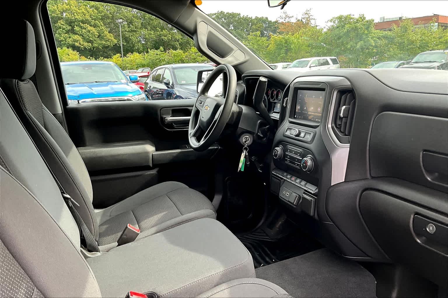 2021 Chevrolet Silverado 1500 Custom 4WD Crew Cab 147 - Photo 21