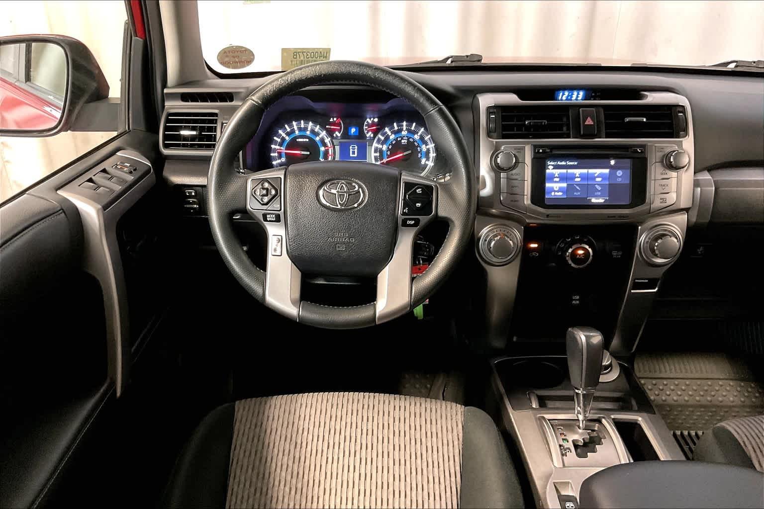 2016 Toyota 4Runner SR5 - Photo 17