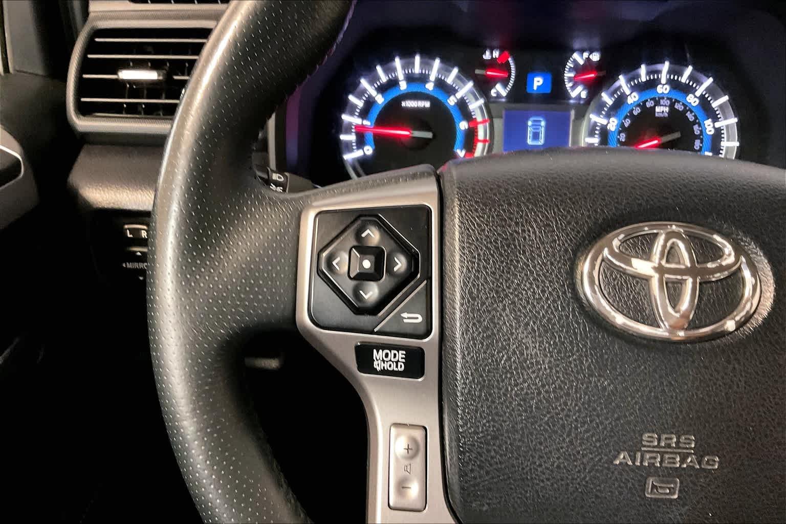 2016 Toyota 4Runner SR5 - Photo 22