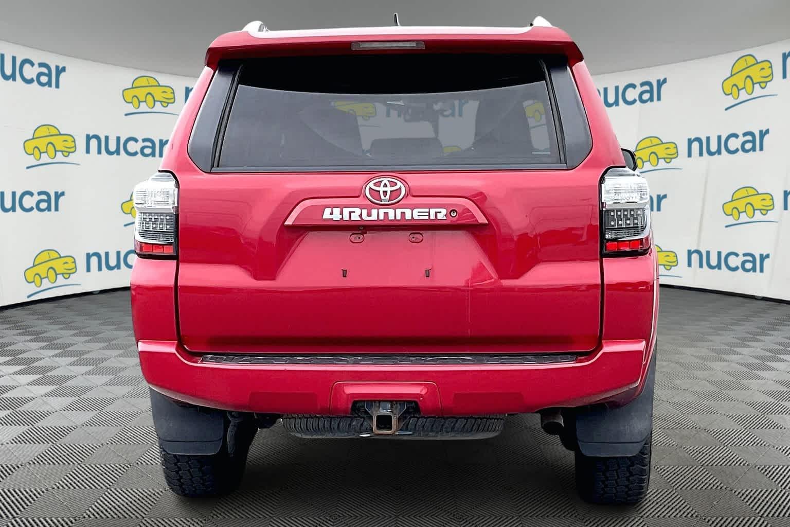 2016 Toyota 4Runner SR5 - Photo 5