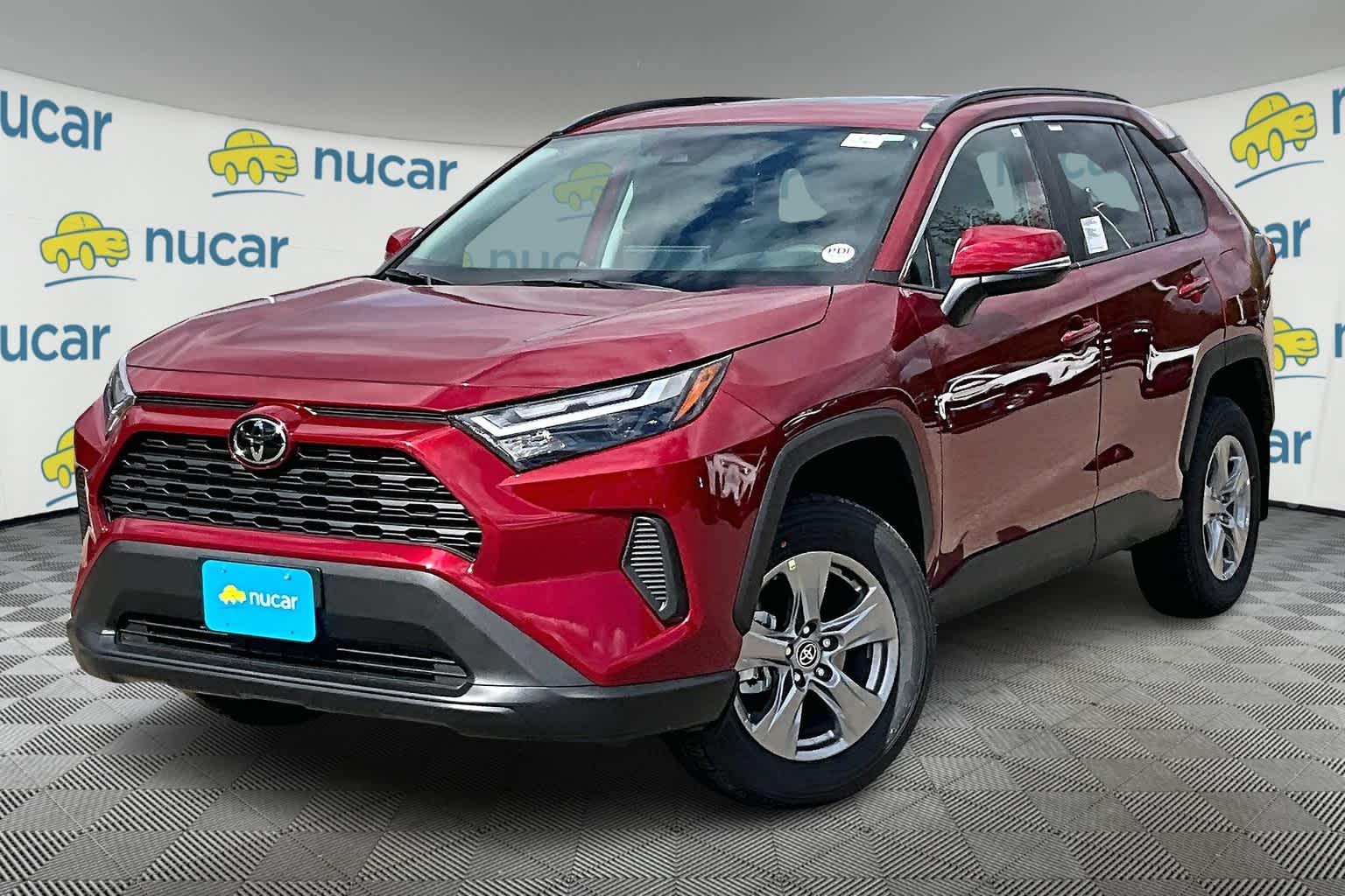 2024 Toyota RAV4 XLE - Photo 3